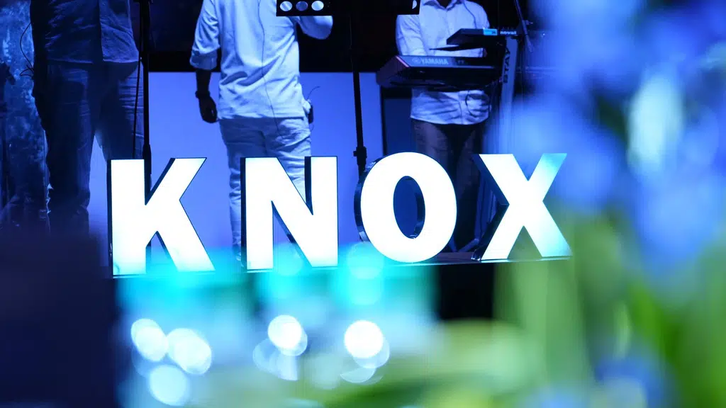 KNOX Club & Kitchen