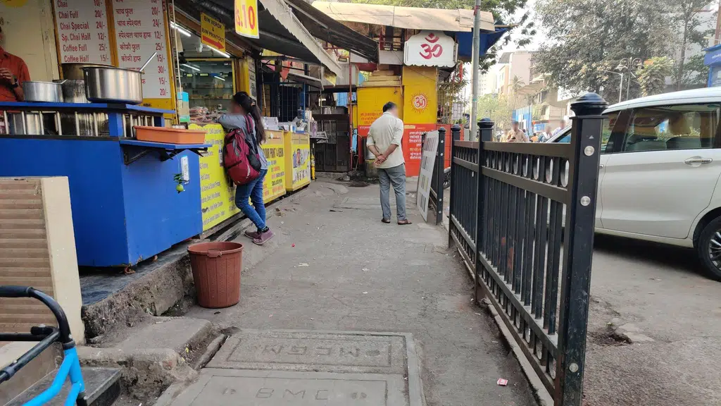 HDFC Securities - Malad West S V Road