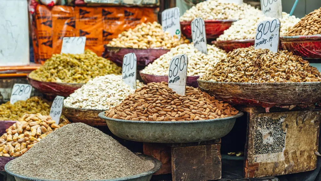 Mahadev Dry Fruits