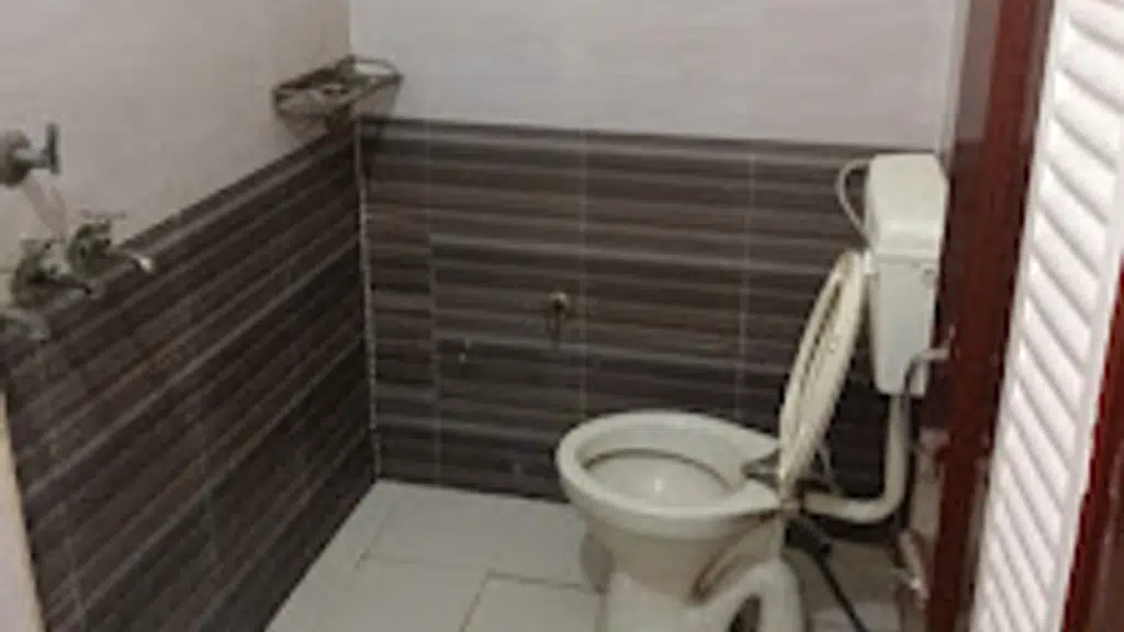 Sardar Apartments PG Boys and Girls near LPU