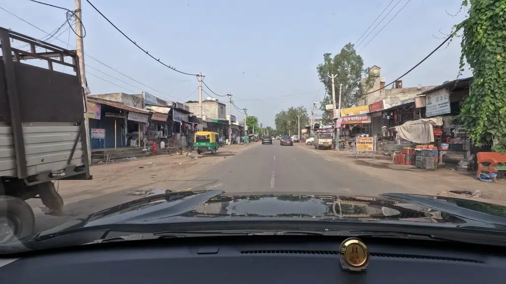 Ashu Travels