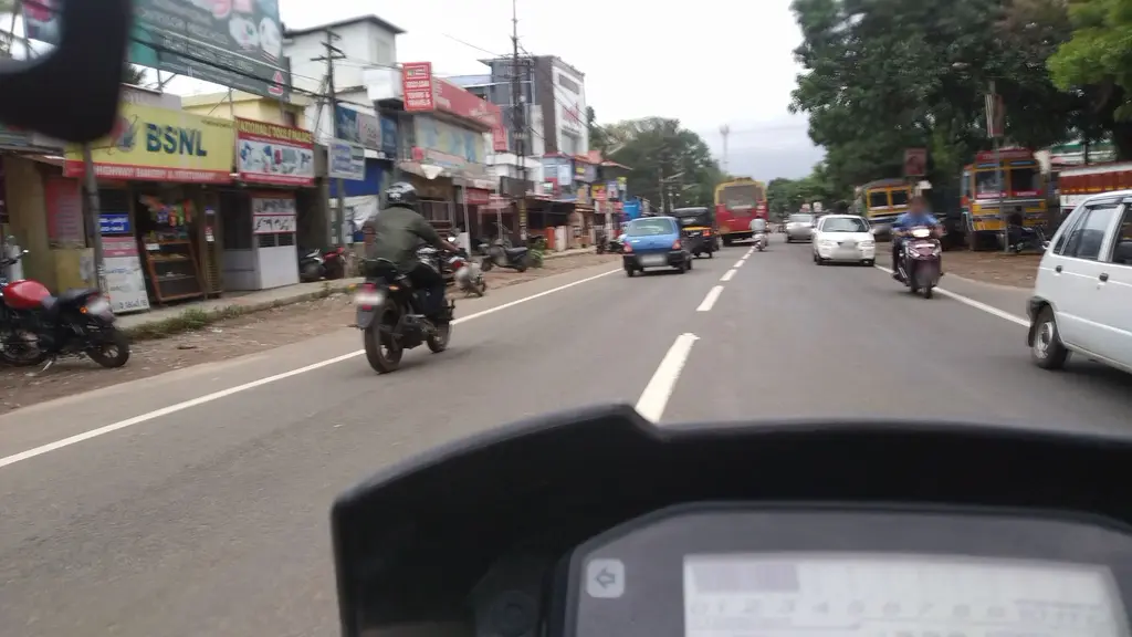 MI Store Attingal