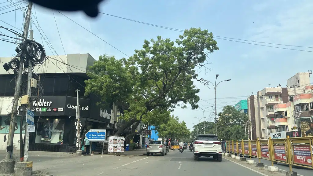 Venkatesh Tourist Service