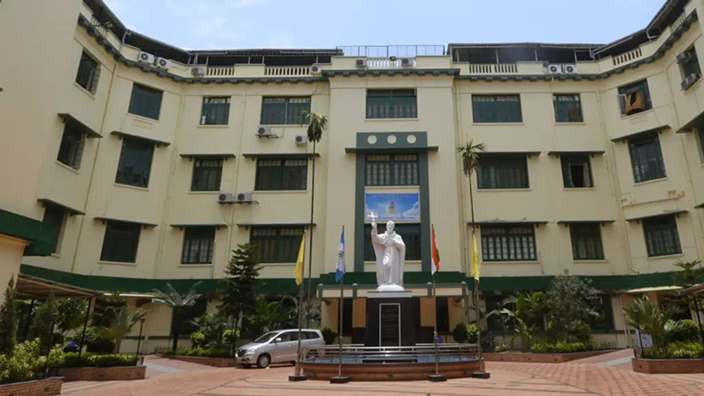 St. Xavier's Collegiate School