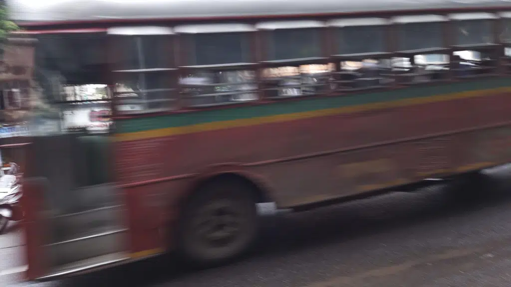 Mumbadecu Trading & Holdings