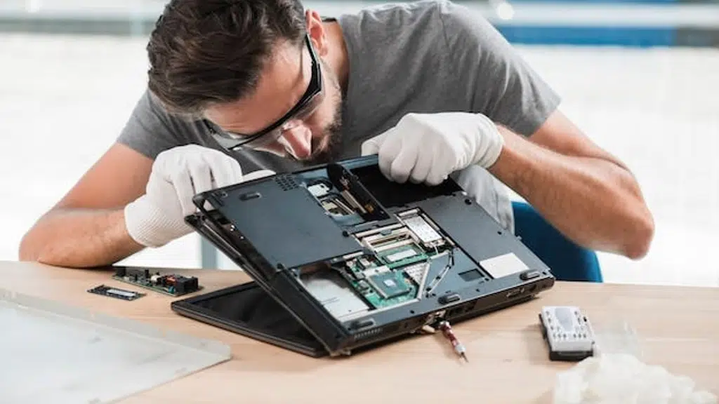 Laptop Service Center - Dell HP lenovo - Projector Service Center - Printer Service Center