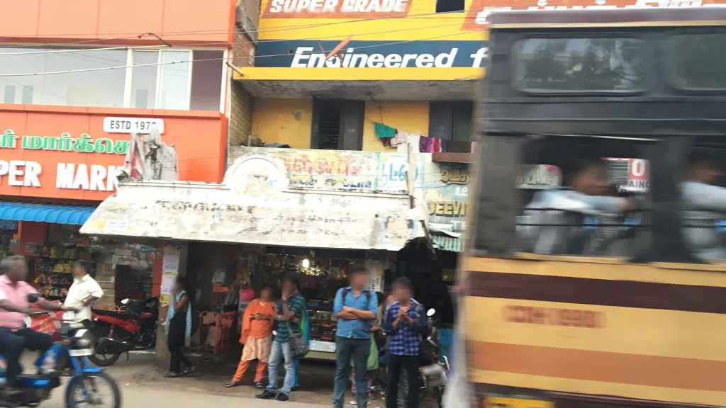 Mannatheeswar Pachaiyamman Mud Pot Shop