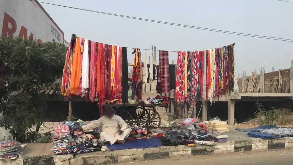 Annu chaudhary Market