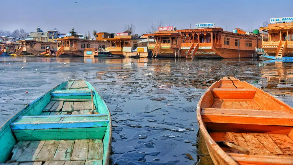 Royal Group of Super Deluxe House Boats