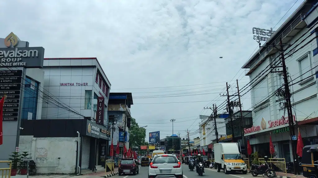 Thrilok Cinemas Maalu Maadu Pandalam