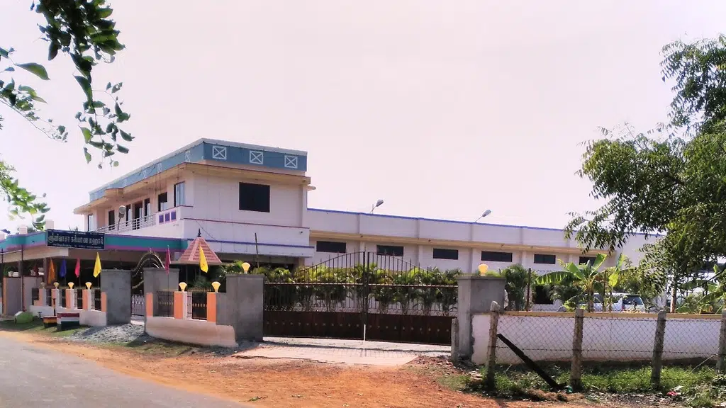 Srinivasa Mahal At Ariyakudi