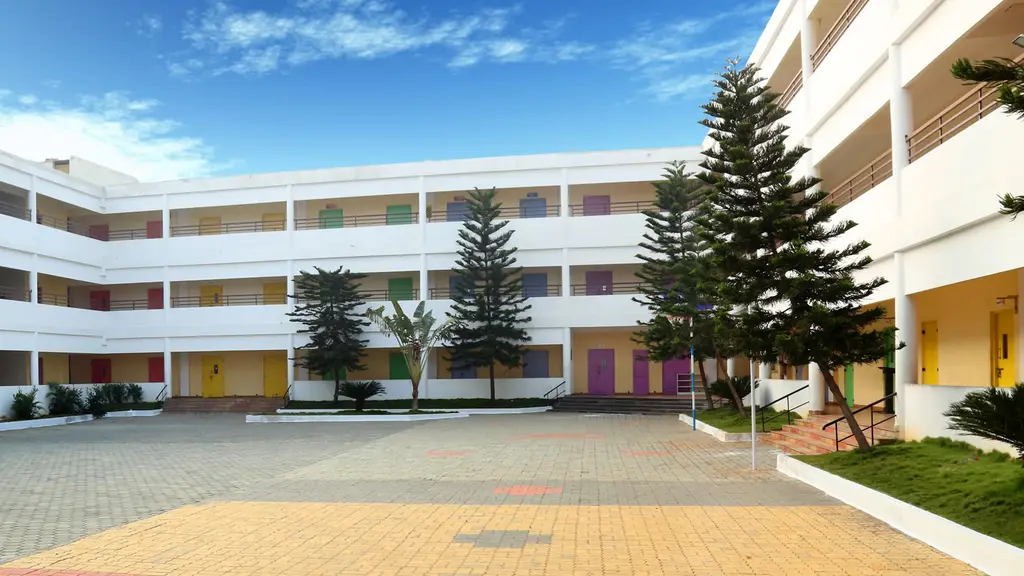 Doctor Dasarathan International School