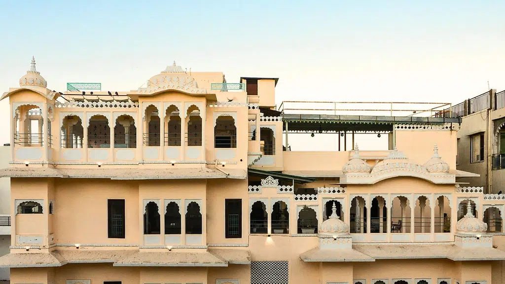 Hotel Kesar Kothi