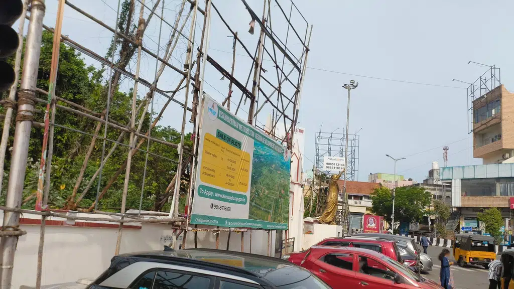 Hotel Sai Kiran Grand