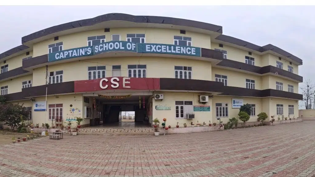 Captain's School Of Excellence