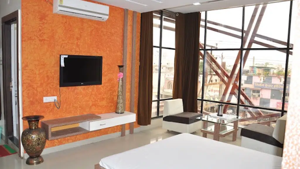 Hotel Green Tulip Airport Hotel