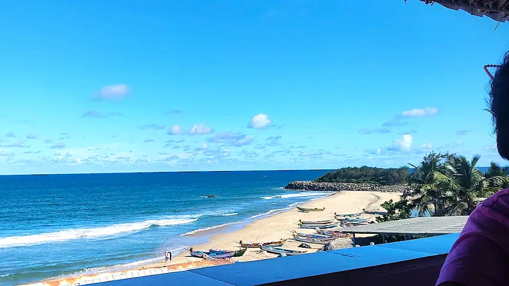 Bambino Beach Restaurant