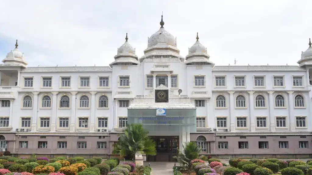 Sri Devraj Urs Medical College