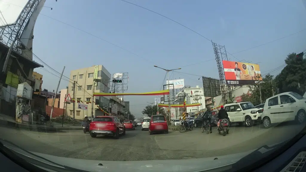 Shri Horandu Bar and Restaurant