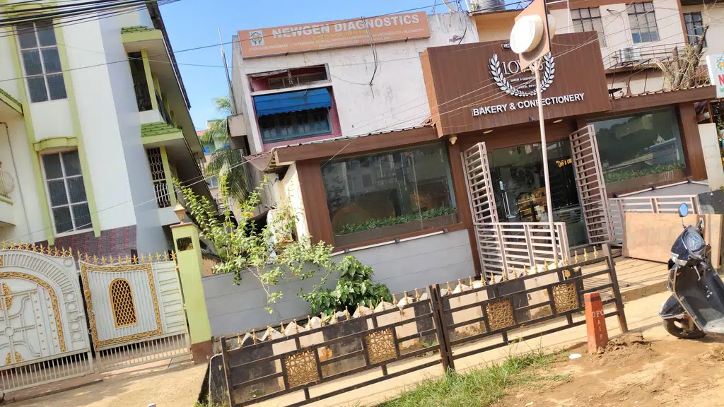 Loyans Bakery and Confectionery