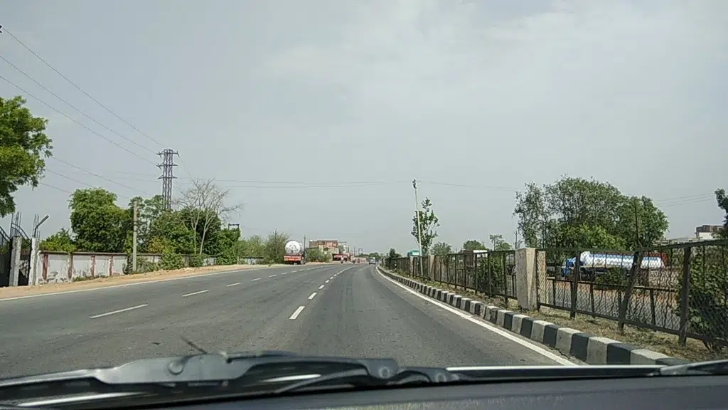 Roshan Lal Institute