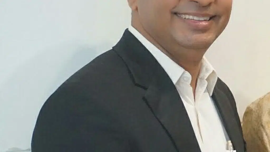 Dr. Abhay Kumar - Urologist & Robotic Surgeon