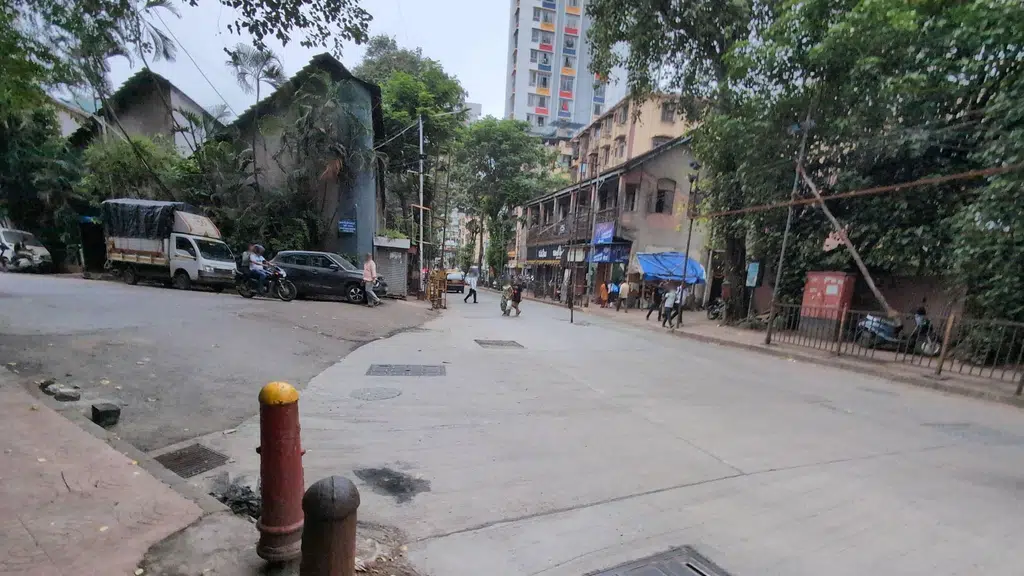 Shri Ishwatiprasad Apartment