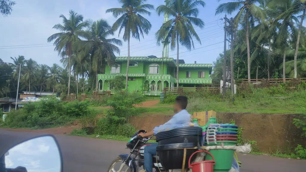 Thayal Nekraje Juma Masjid