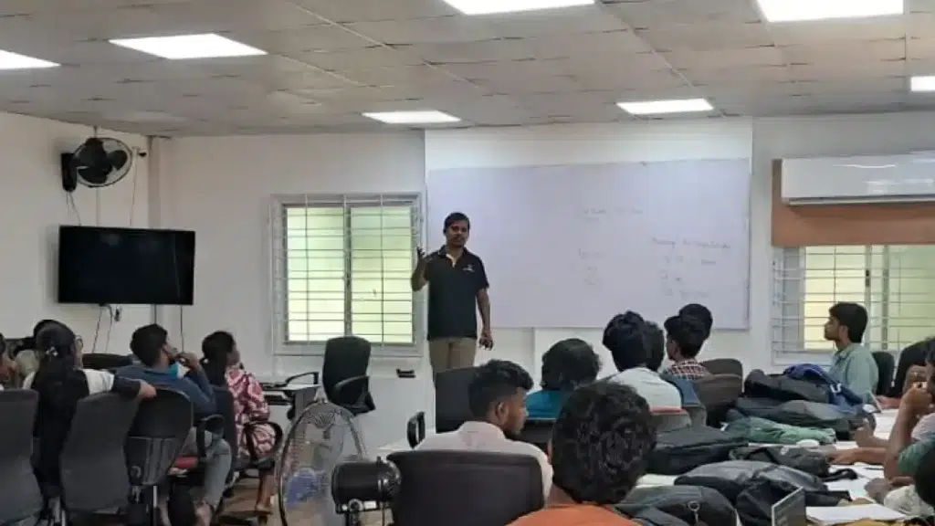 Payilagam Software Training Institute