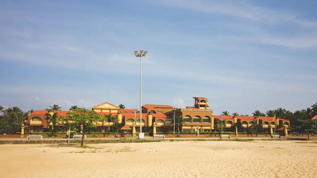Paradise Isle Beach Resort