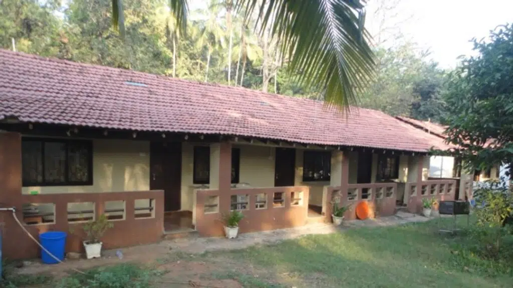 Raikar Guest House