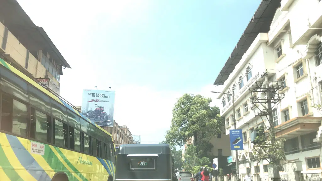 Mandovi Motors