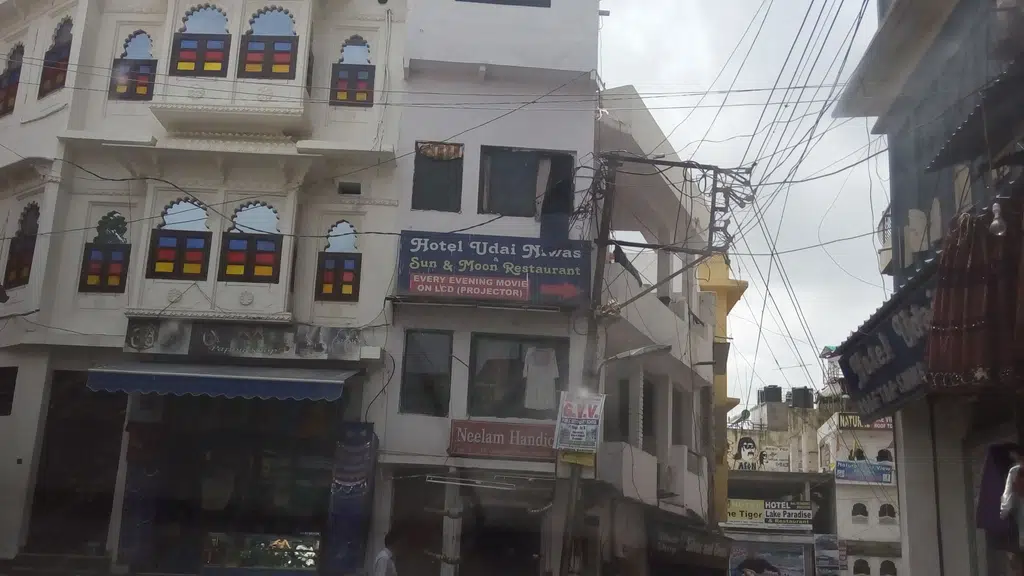 Siddhi Vinayak Massage and Beauty Parlour