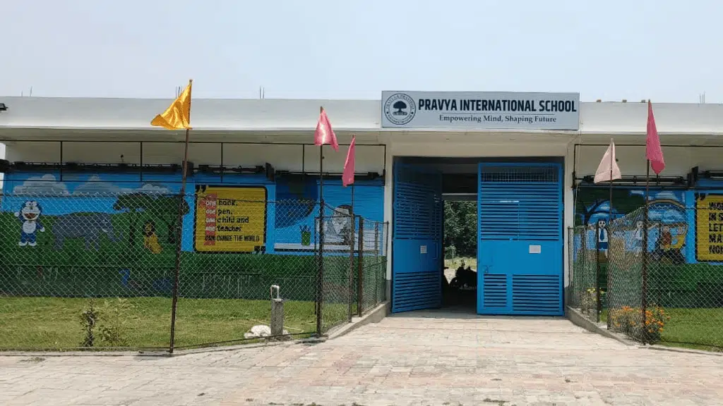 Pravya International School