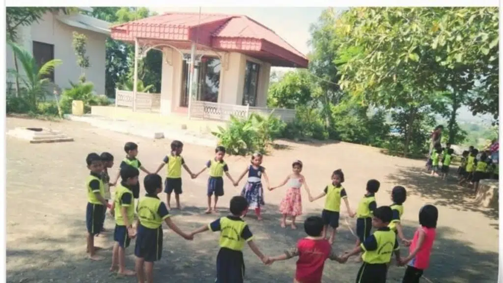 Rainbow Kids Play and Public School
