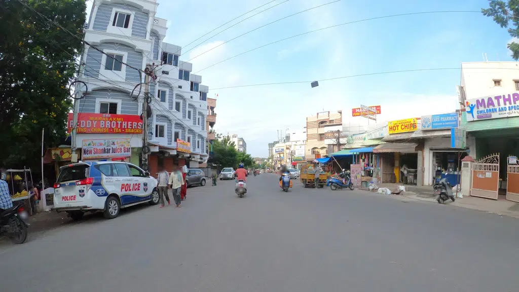 Sarvan Juice Center