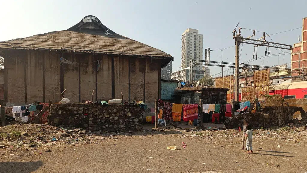 Mobile Repair Solution at Manish Market