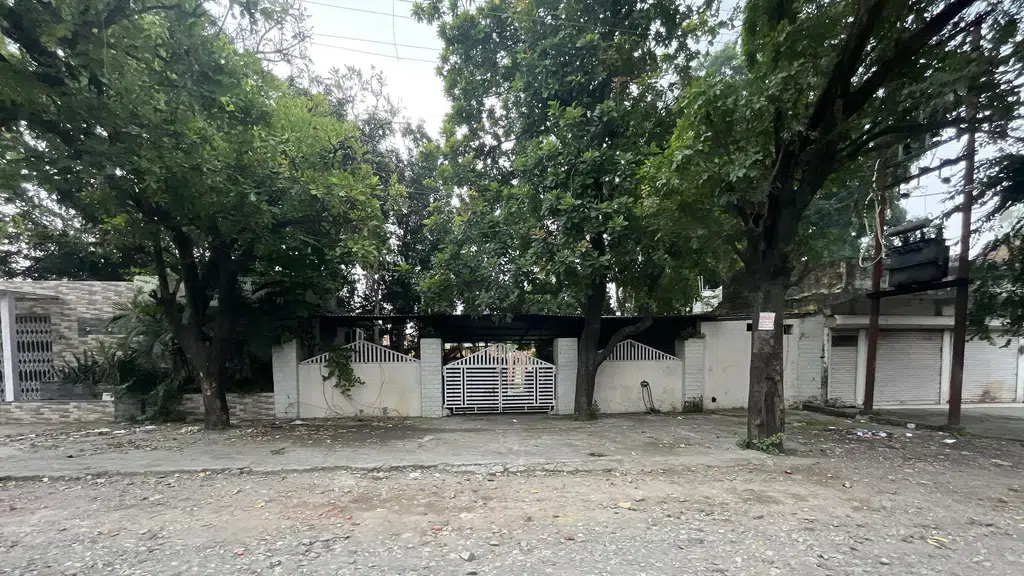 Rudrakshi Lawn