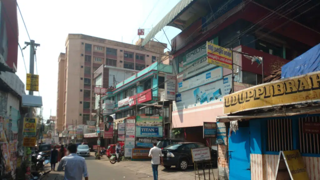 Fone4 Communications India - Sponsored by Bajaj Finserv