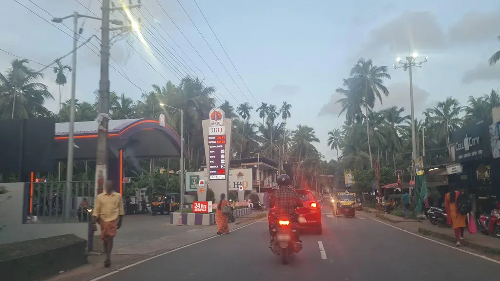 Chovva Cooperative Rural Bank Adoor