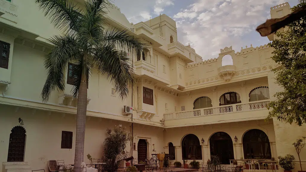 Hotel Rajmahal Bhinder