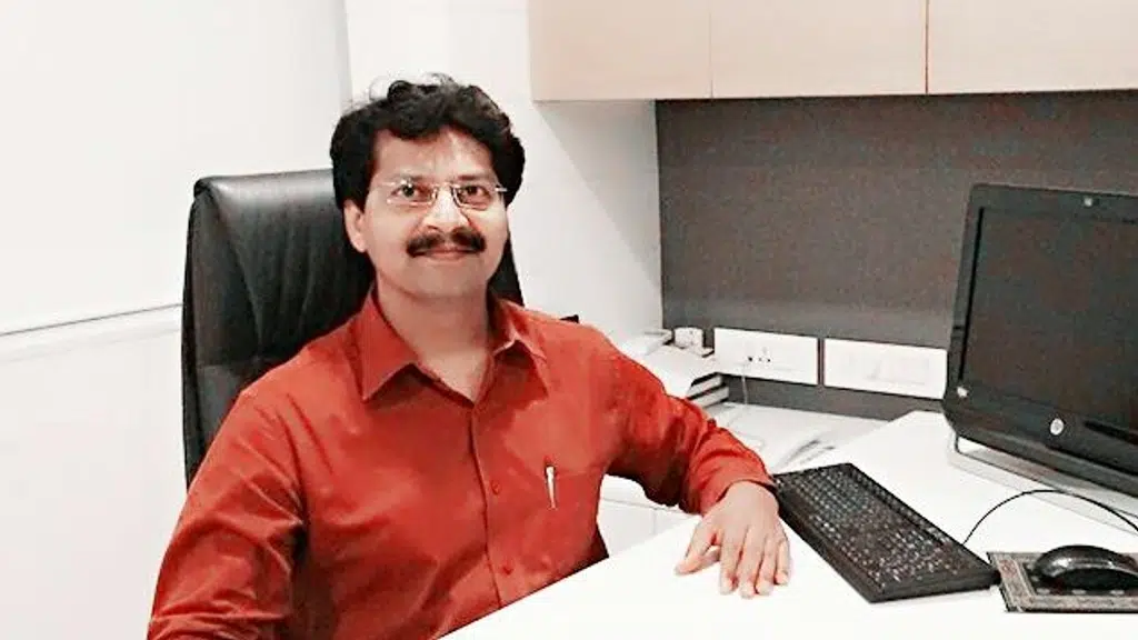 Dr Mahindra Borse - Best Laparoscopic Hysterectomy/Gynaec endoscopic surgeon