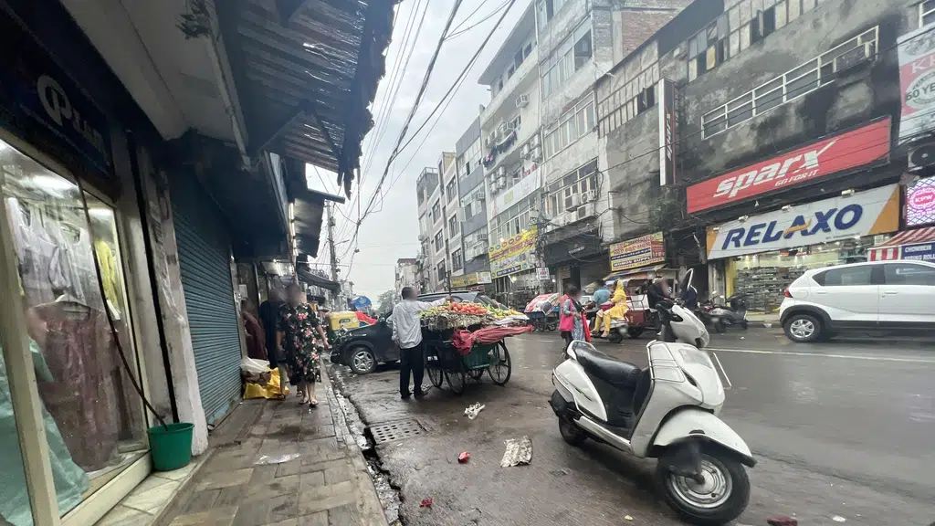 Karachi Vastra Bhandar
