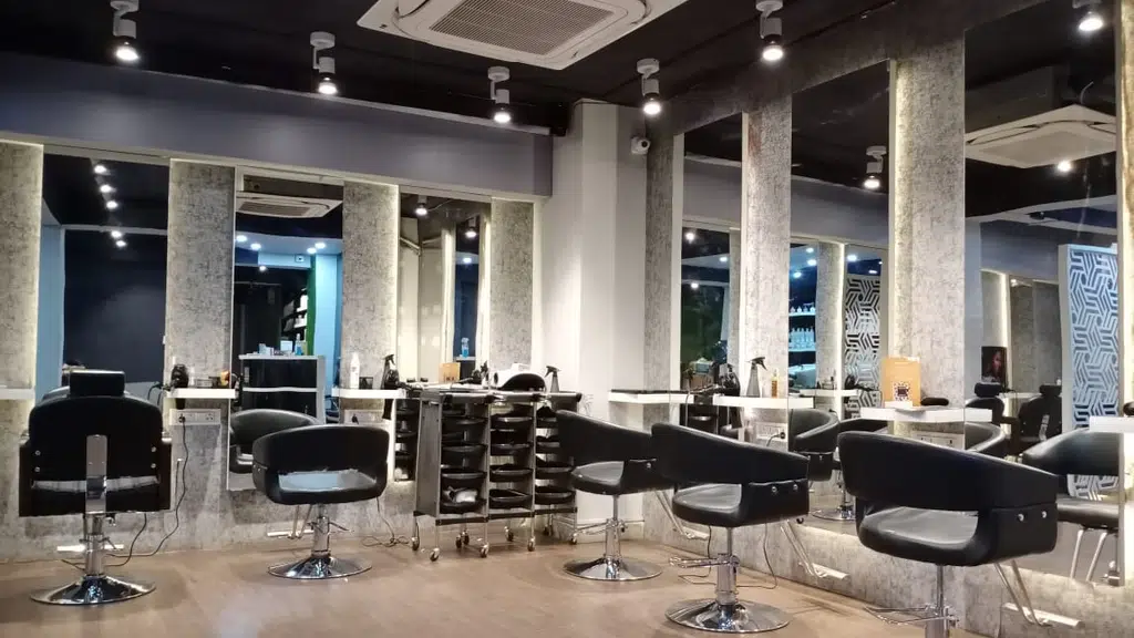 Wave Creators Unisex Salon and Makeup Academy