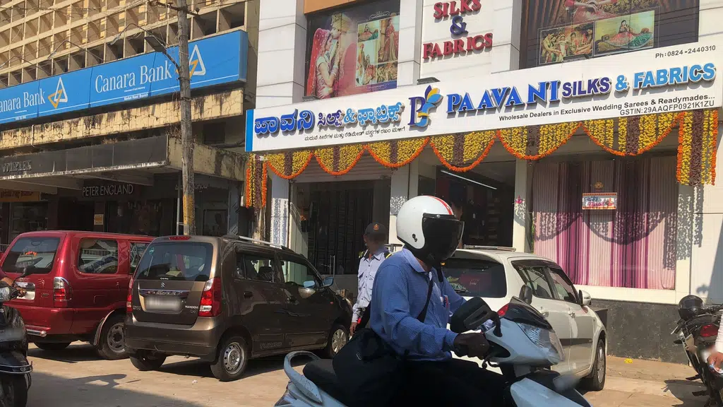 Suitcase And Bag Repairing Center