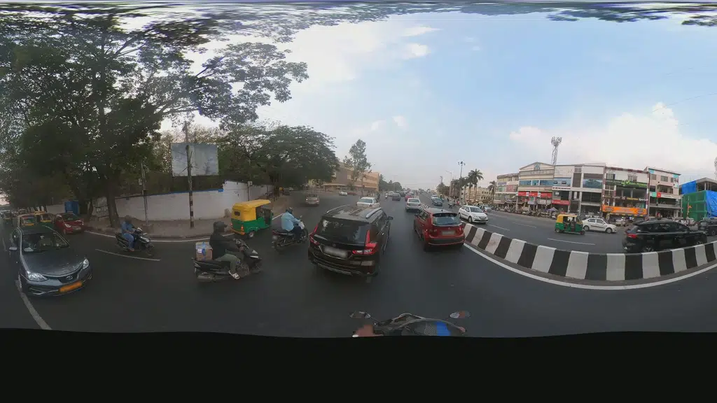 Avanish Motors - Piaggio