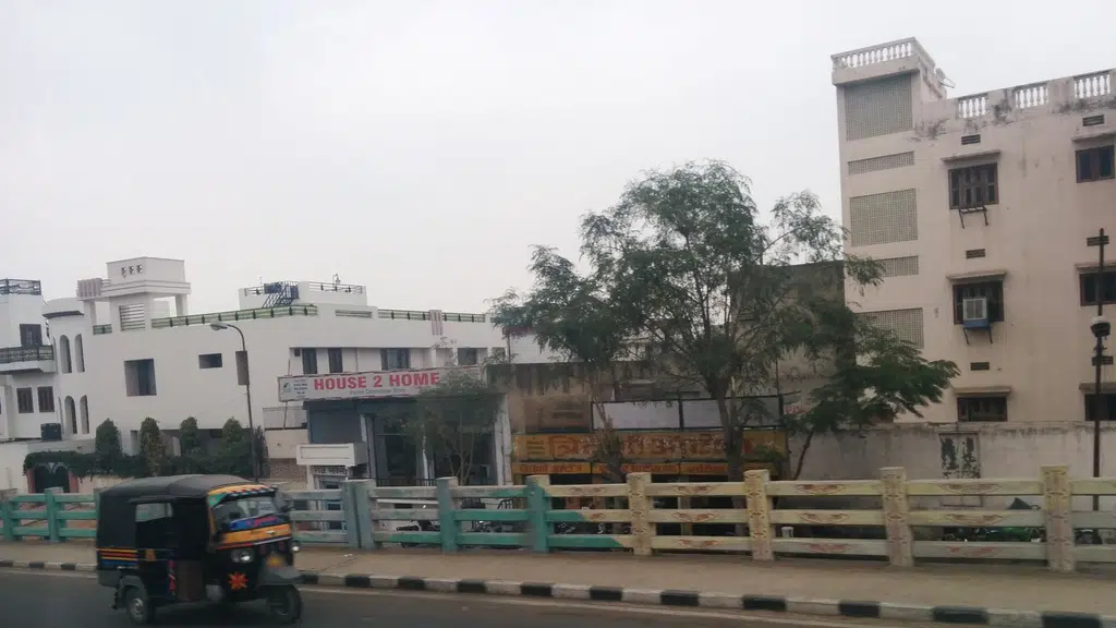 GRAPHIC INDIA, Printing Press & Advertising
