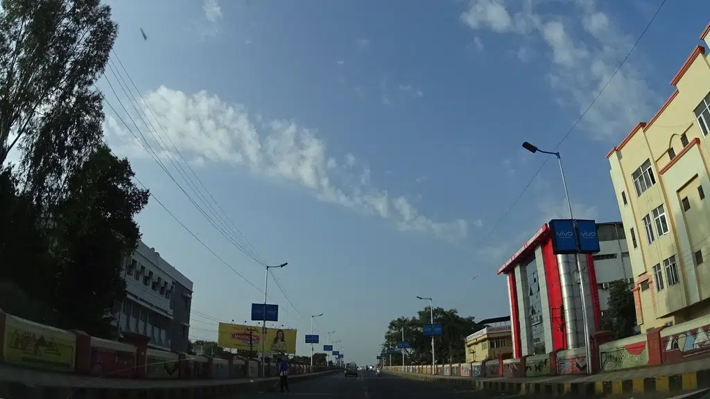 New Dawa Bazar , Shastri Bridge