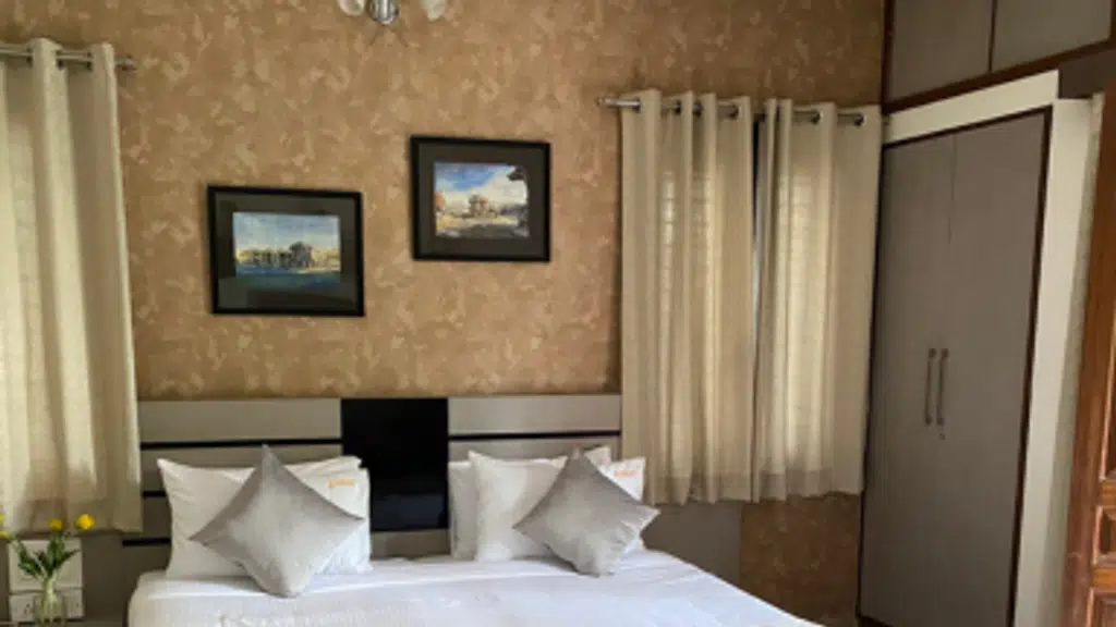 Ivory Inn - Corporate Suites
