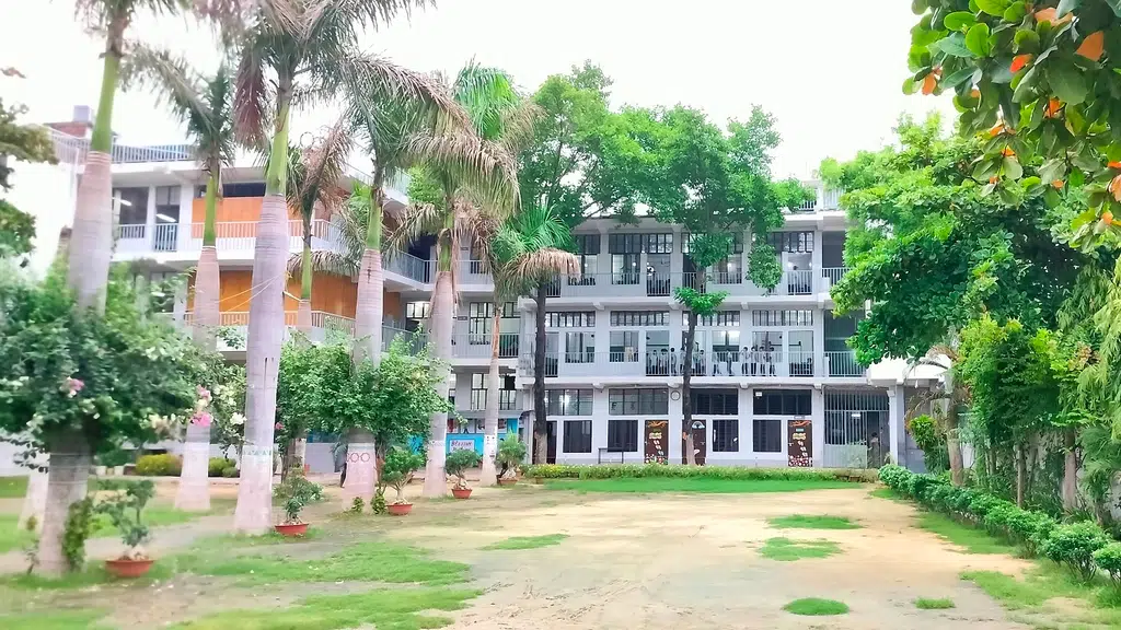 Blue Bell School, Kareli Allahabad